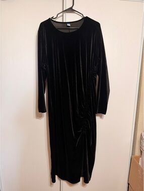Old Navy Women's Black Velvet Long Sleeve Dress, Size 2X